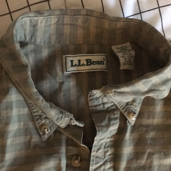Mens L.L. Bean Dress Shirt Size Medium - Picture 2 of 5